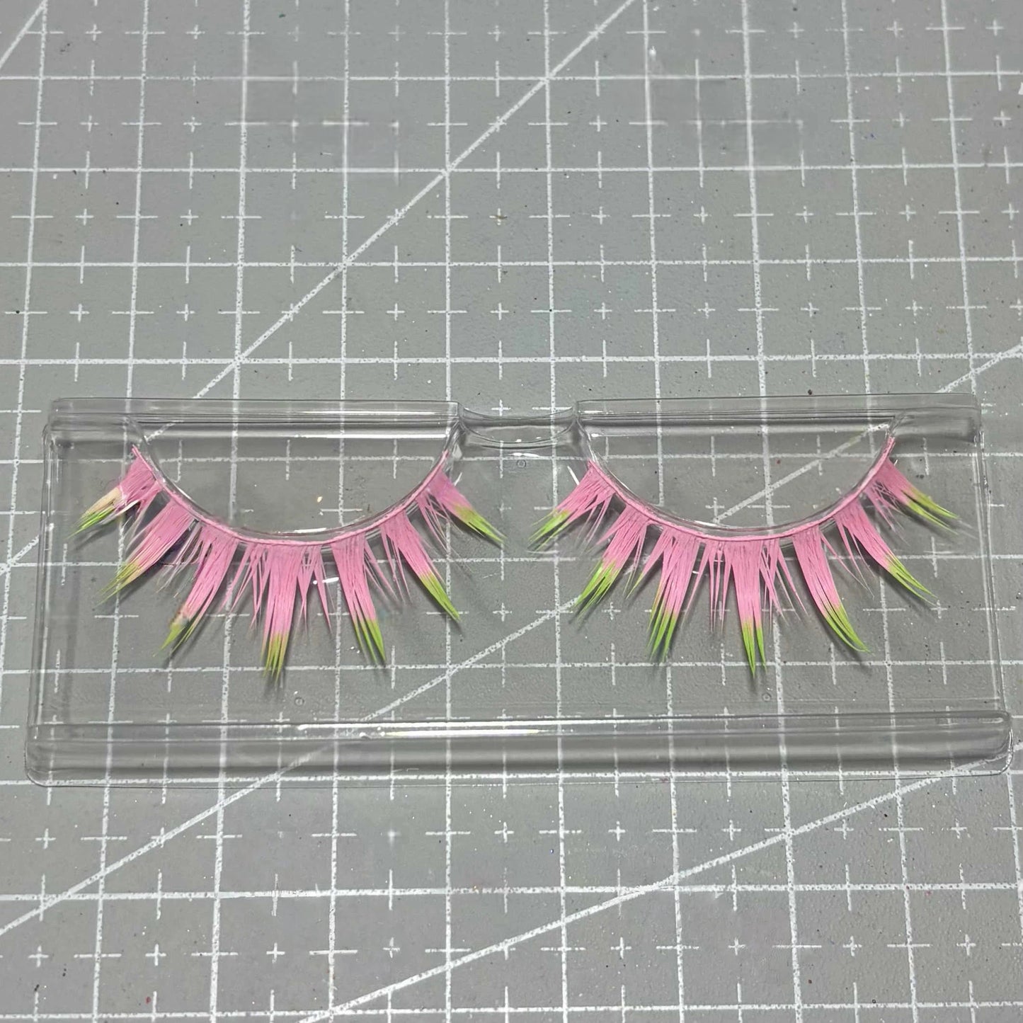 Demon Slayer Mitsuri Kanroji Cosplay Eyelashes | Pink & Green Gradient Anime Lashes