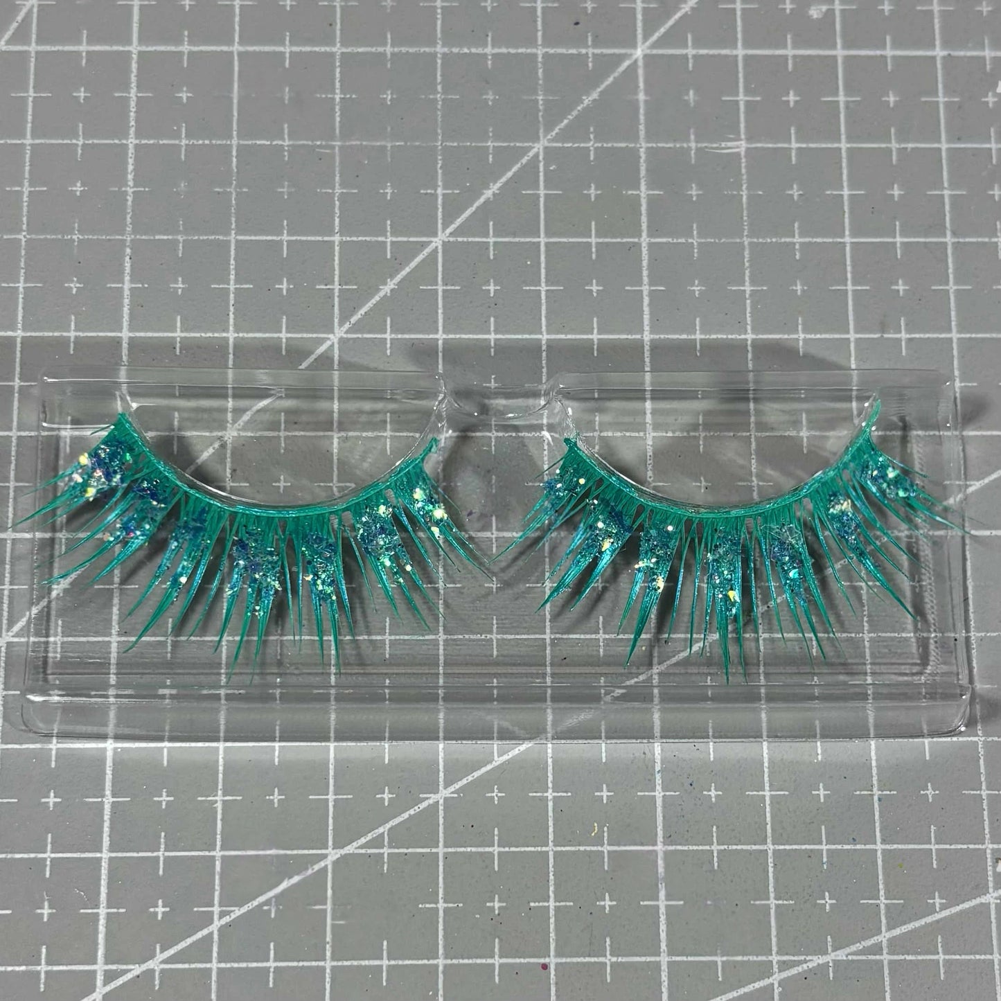 Land of the Lustrous Phosphophyllite Cosplay Eyelashes | Alloy Evolution Style (Natural & Voluminous)